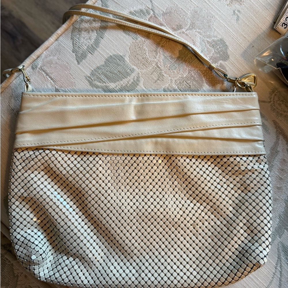 Whiting & Davis Elegant Cream and Silver Women's Bag metal